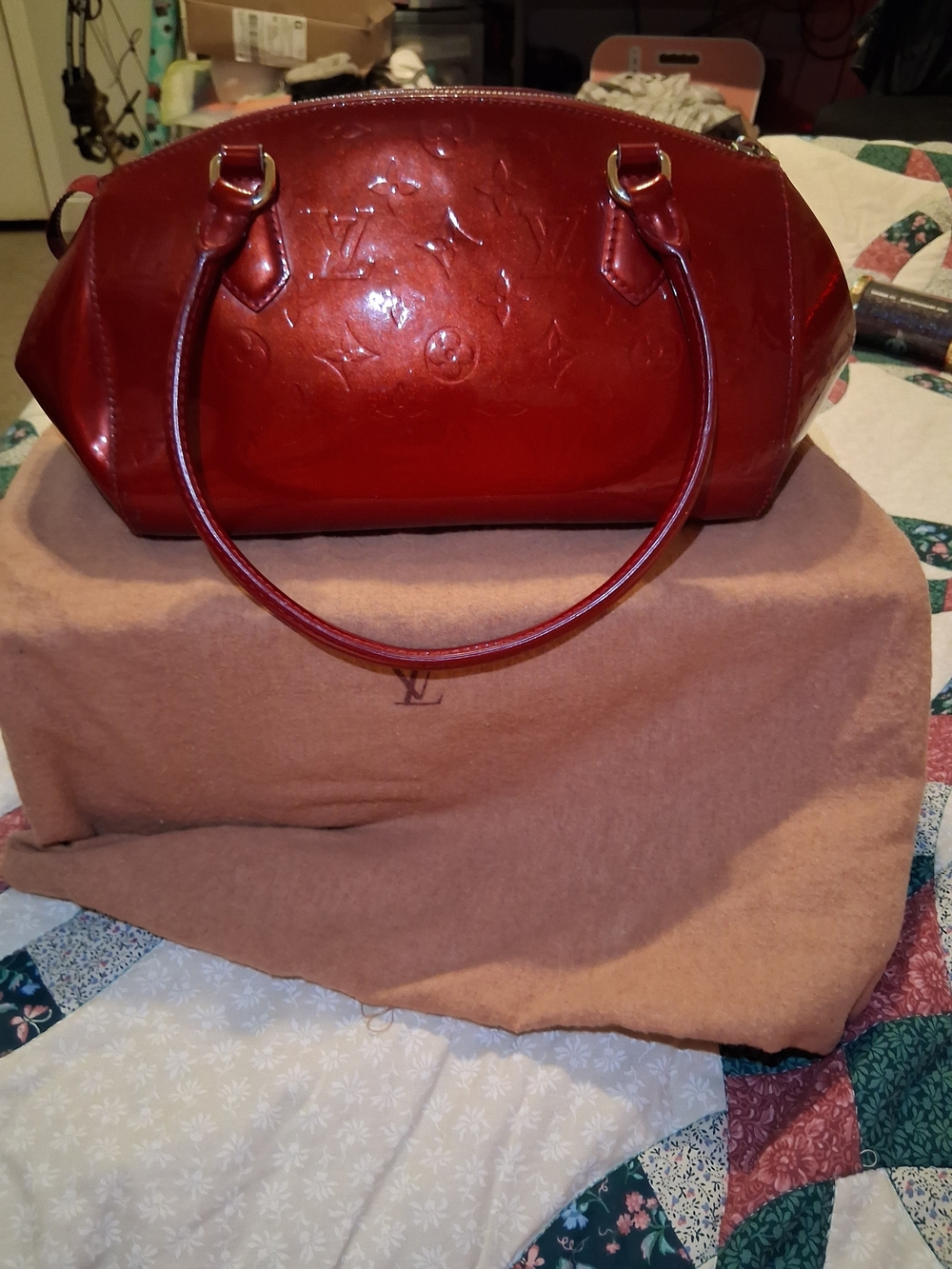 Glossy Red Louis Vuitton Monogram Vernis Sherwood Pm